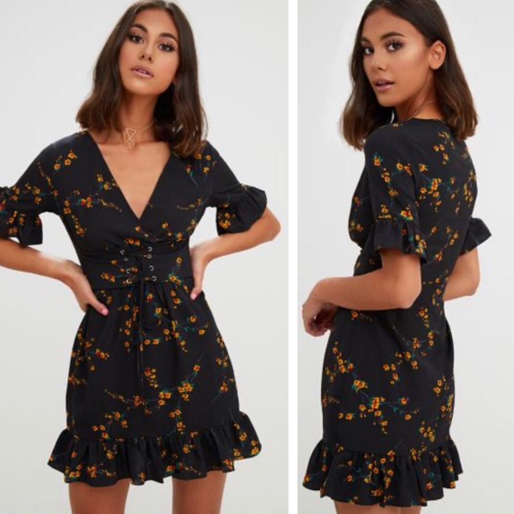 Pretty Little Thing blk floral corset swing dress
